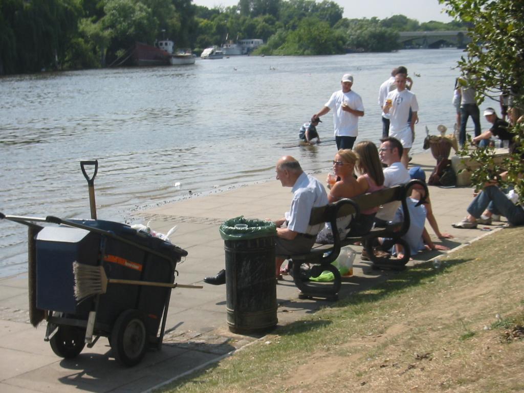 144-4493_IMG