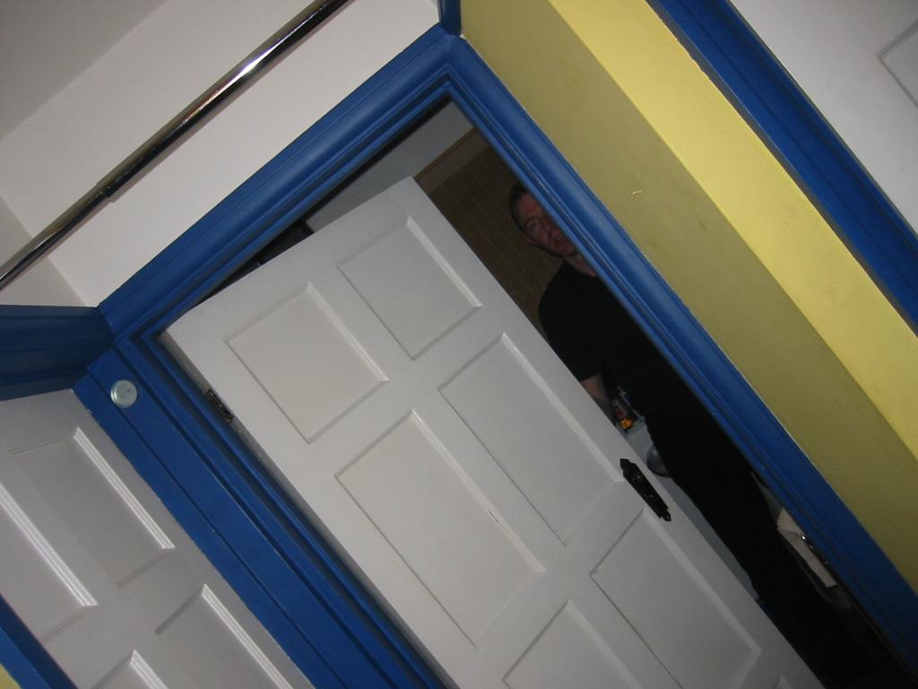 146-4684_IMG