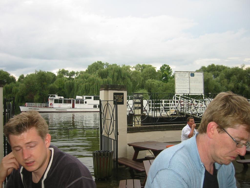 206-0697_IMG